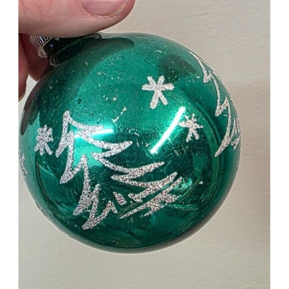 Vintage Glass Christmas Tree Snowflake Mica Stenciled Christmas Ornaments - Picture 5 of 6